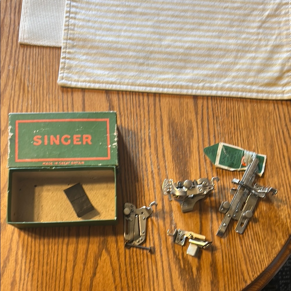 Vtg vintage Singer Sewing Machine Attachments Set - Silver